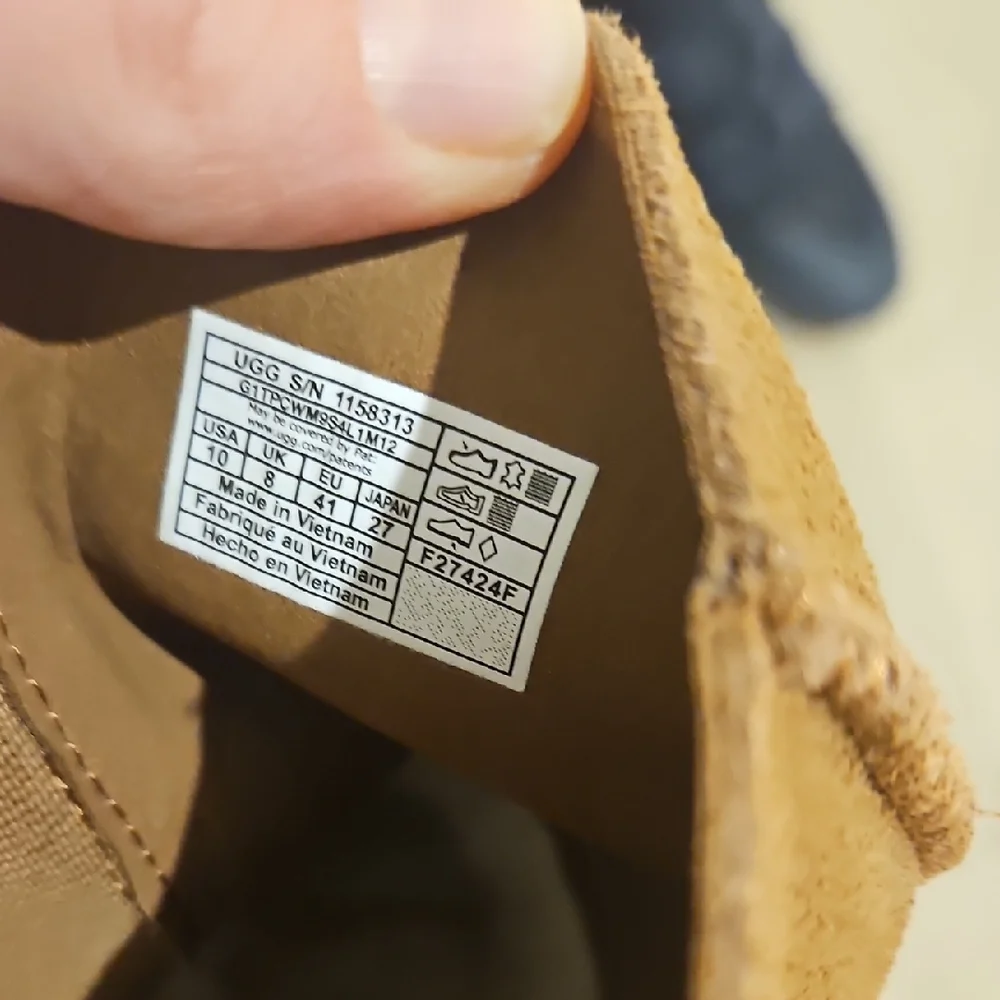 UGG Brown Platform Winter Boots - Picture 6 of 10